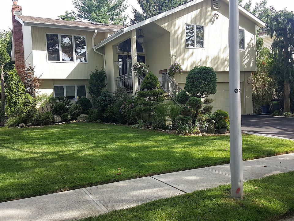 1st image of 28 Marlin Ln