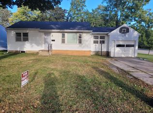 2628 Iowa St, Cedar Falls, IA 50613