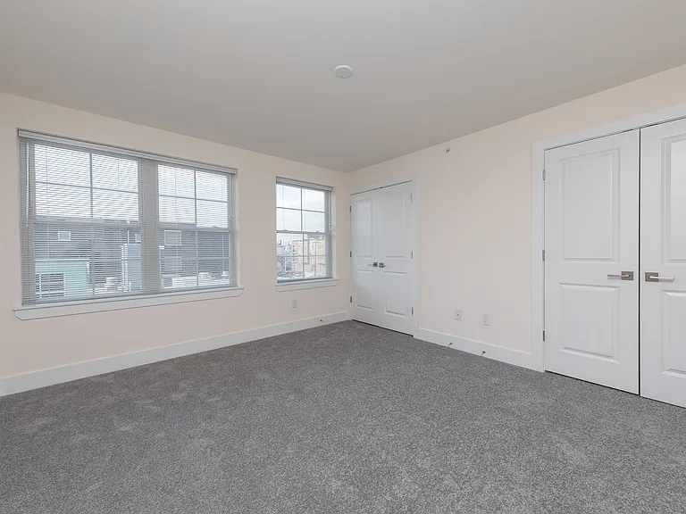 2445 N Front St #3 — Photo 30
