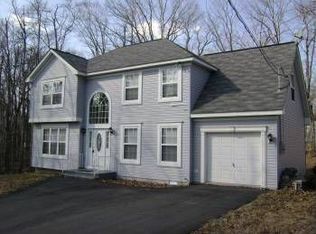 902 Campbell Way, Tobyhanna, PA 18466