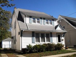 73 Park Ave, Williston Park, NY 11596