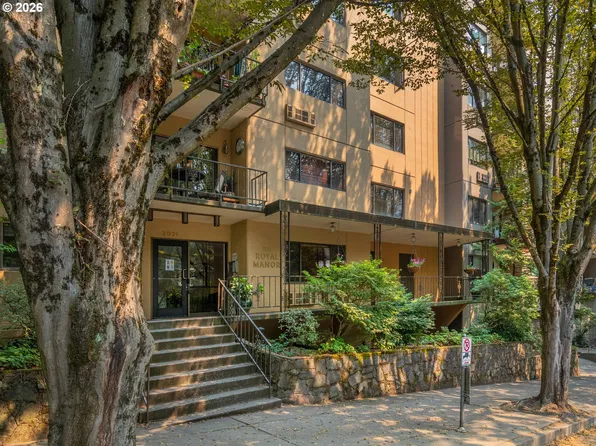 2021 SW Main St Unit 48, Portland, OR 97205