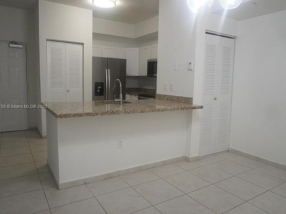 4th image of 7210 NW 114th Ave APT 201