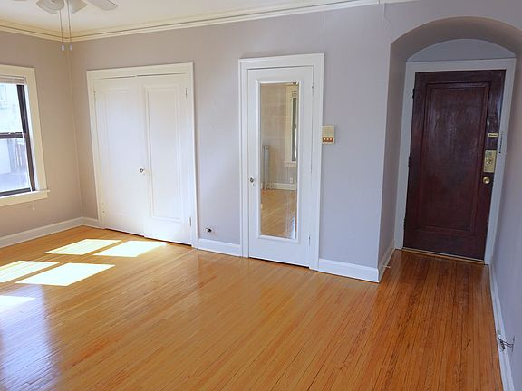 5th image of 3312 Blaisdell Ave #5