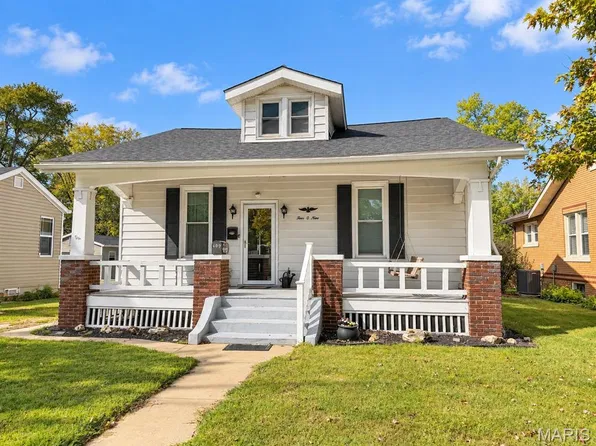409 N Lincoln Ave, O'Fallon, IL 62269