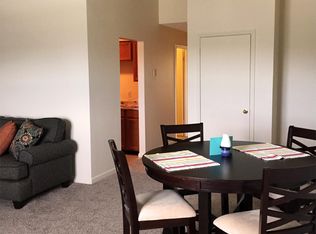 325 Manchester Ct APT 30, Decatur, IL 62526