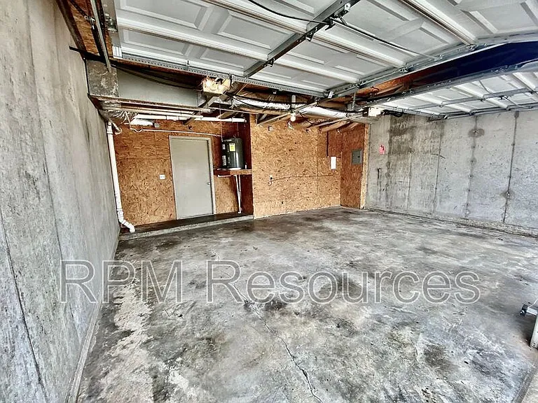 300 Summit Ridge Dr #B1 — Photo 22