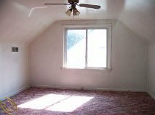 2nd image of 1835 Reo Ave