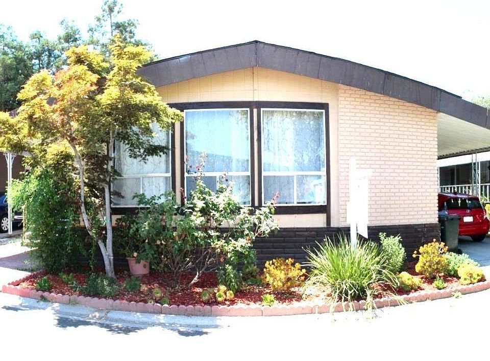 1st image of 2887 Moss Hollow Dr #2887