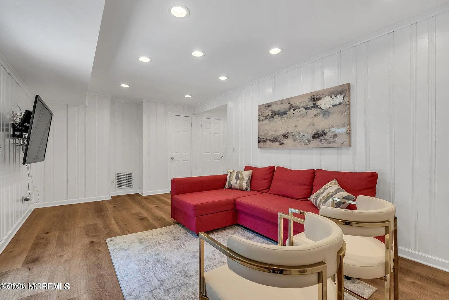 5 bed, 3.5 bath, 2049 sqft, $3,750 — Photo 4