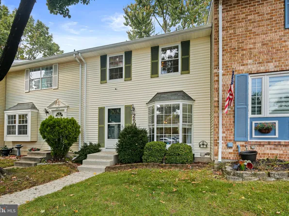260 Chalet Cir W, Millersville, MD 21108