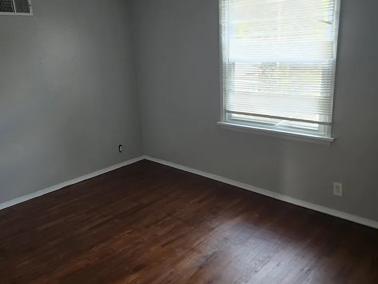 4238 California Ave — Photo 12