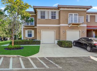 10330 Sandalfoot Blvd W, Boca Raton, FL 33428