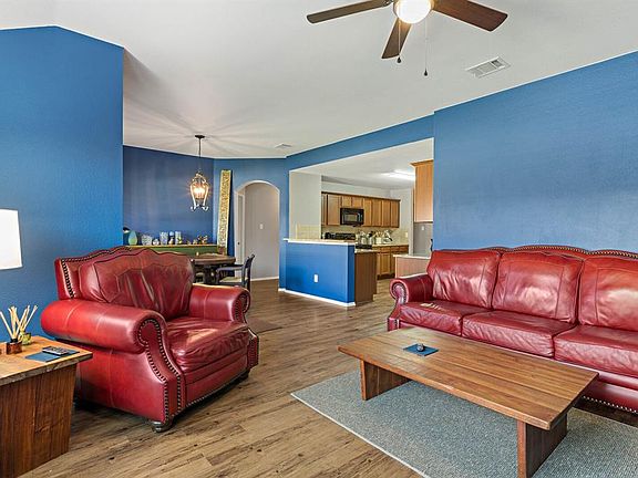5th image of 2128 Shady Glen Trl
