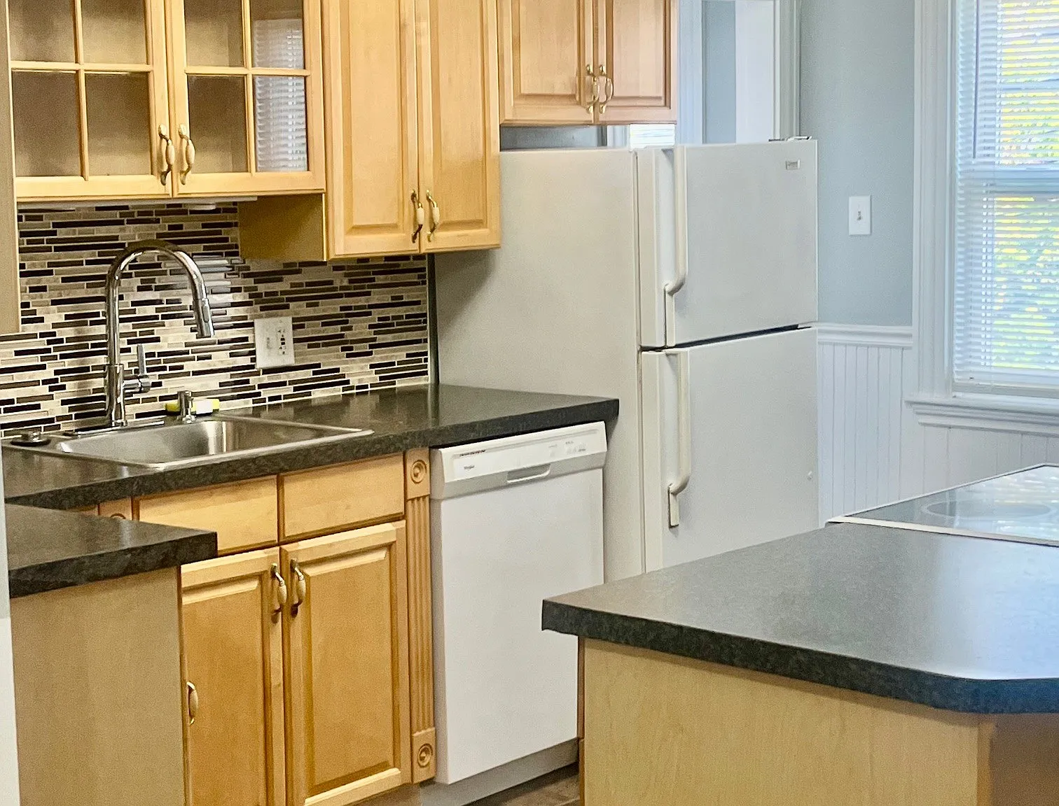 1 bed, 1100 sqft, $2,150 — Photo 4