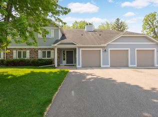 170 Galtier Pl #114, Saint Paul, MN 55126