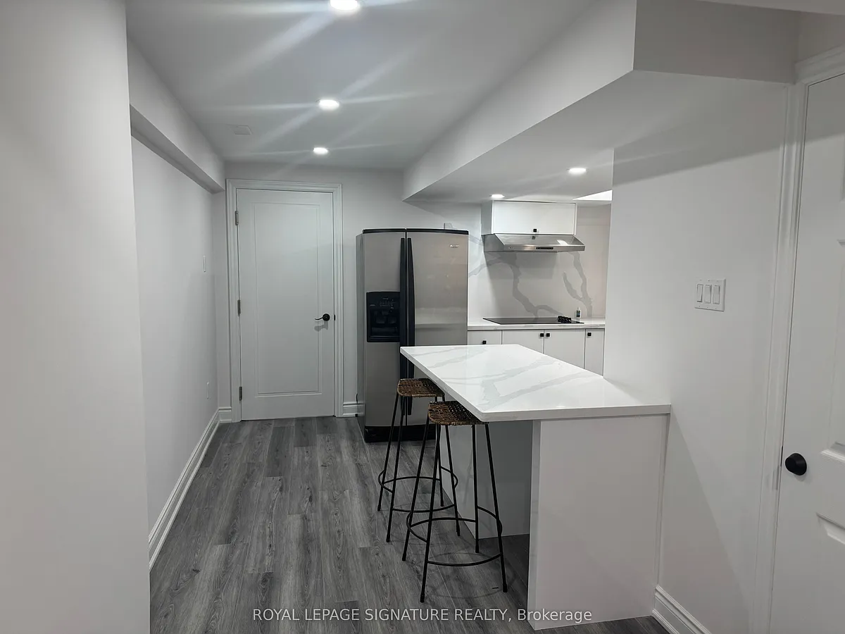 Building Photo - 44 Isabella St #BASEMENT