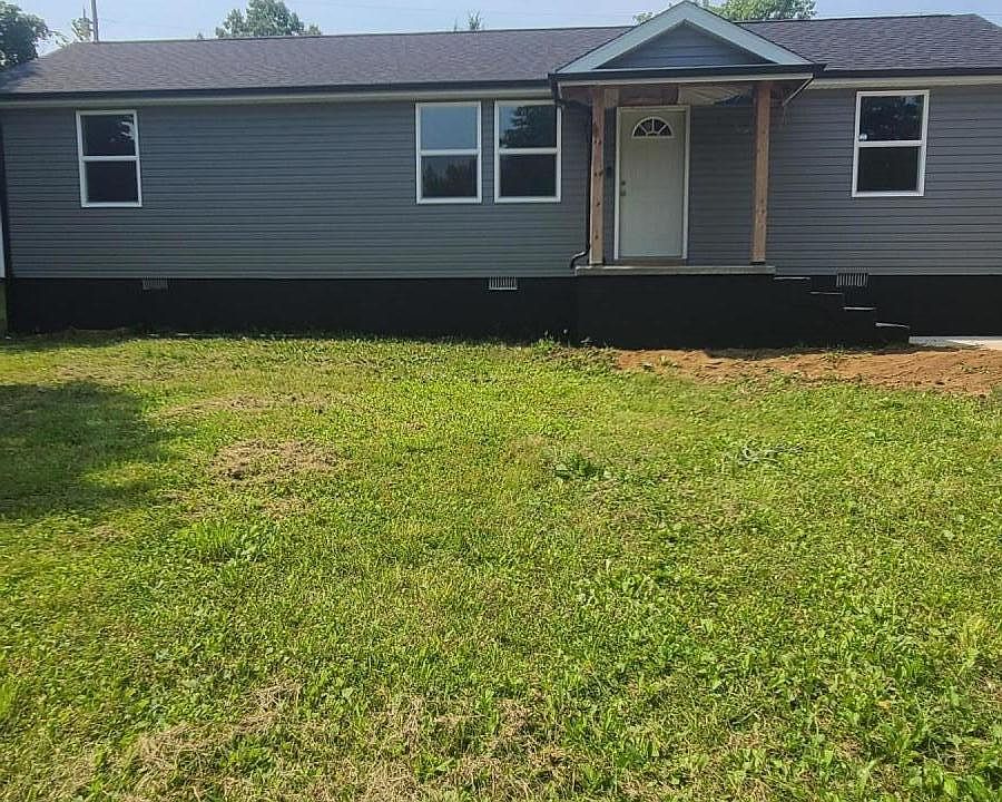 1st image of 139 Lakeshore Dr