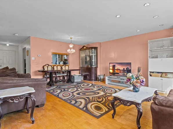613 Essex St, Brooklyn, NY 11208