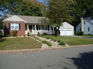 116 Prospect Dr, Hightstown, NJ 08520
