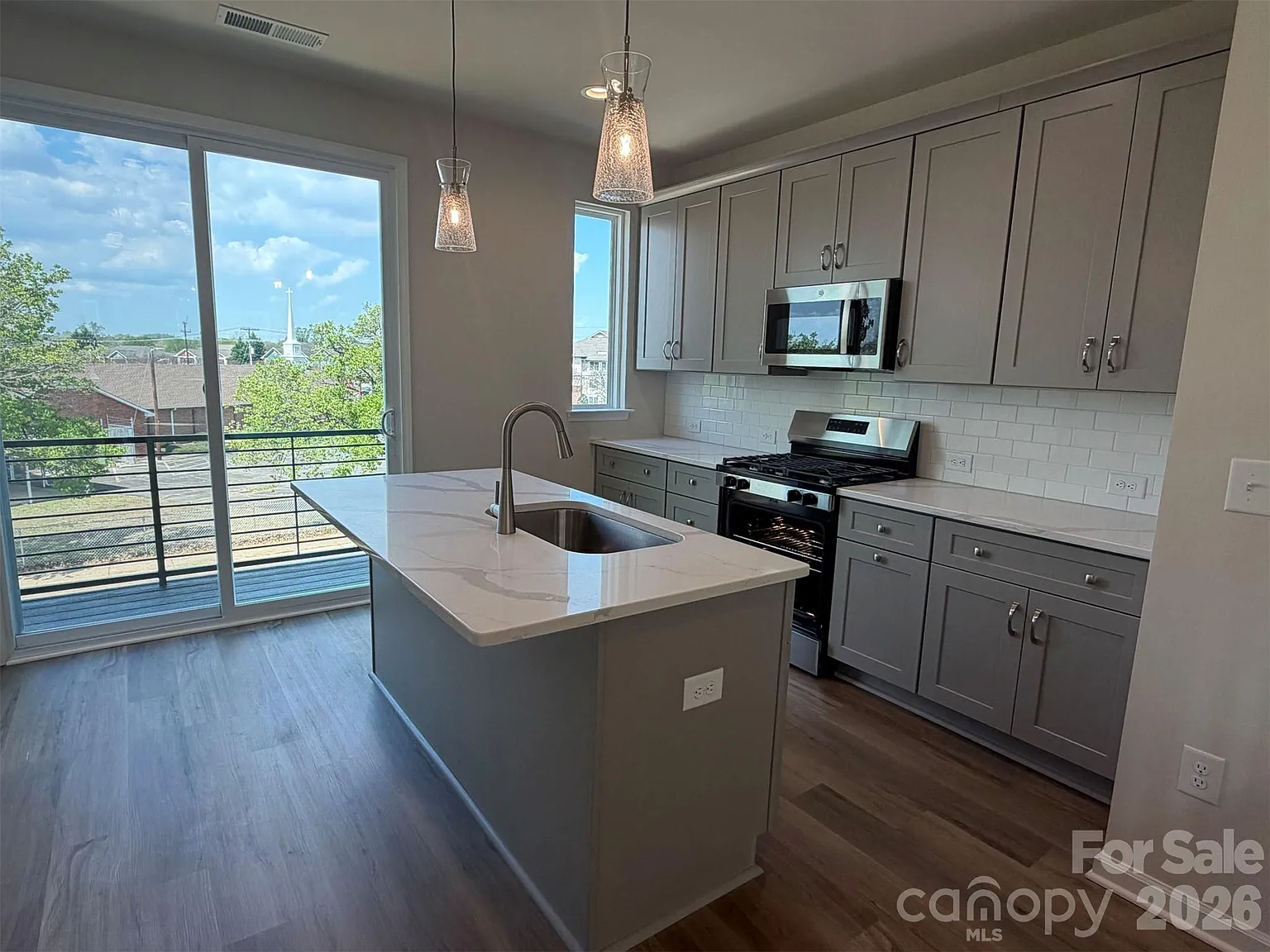 1610 Spring St #Eqx1873 photo 1