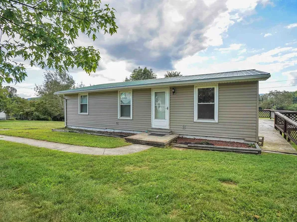 2176 Curve Rd, Pearisburg, VA 24134