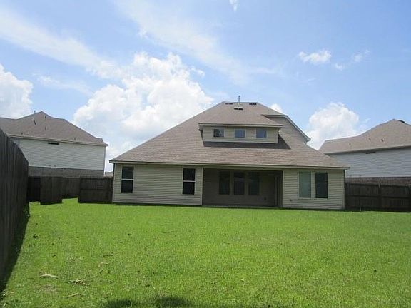 2nd image of 39383 Park Oak Ave