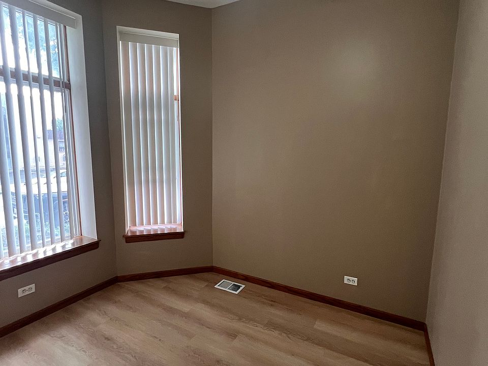1st image of 3116 S Canal St APT 1