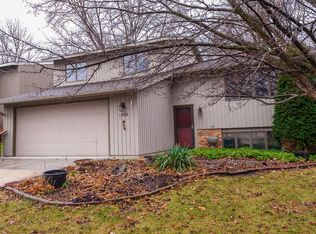 1204 32nd St NW, Rochester, MN 55901