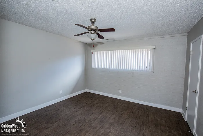 500 N Decatur Blvd #2 — Photo 7