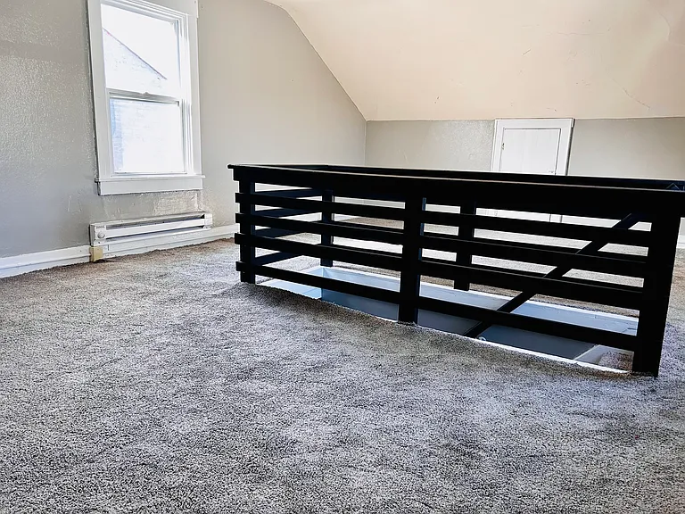 724 Central Ave — Photo 18