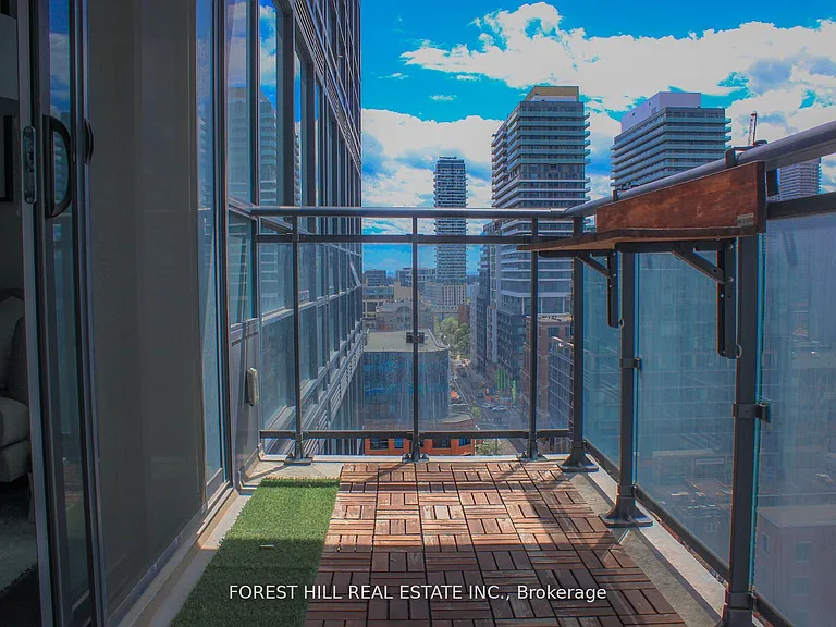 460 Adelaide St E #1716 — Photo 20