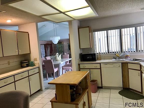 4th image of 46 Bayside Dr
