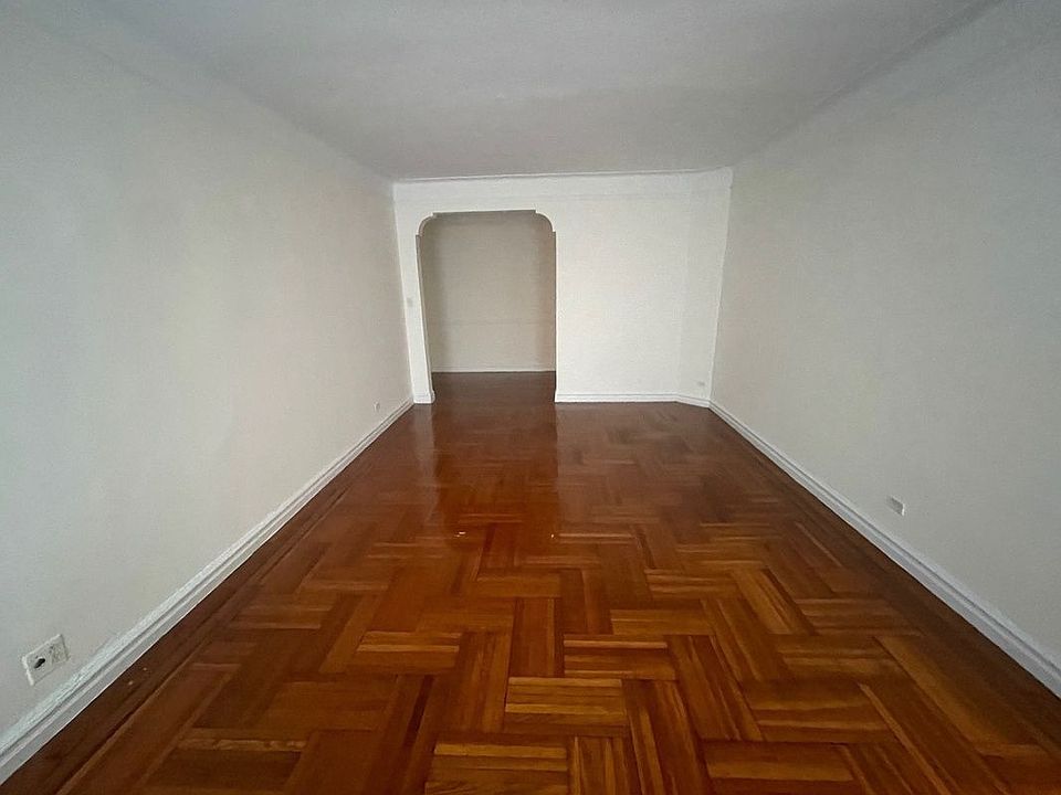 1st image of 742 Lincoln Pl #1B
