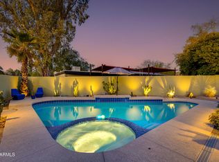 3219 E Minnezona Cir, Phoenix, AZ 85018