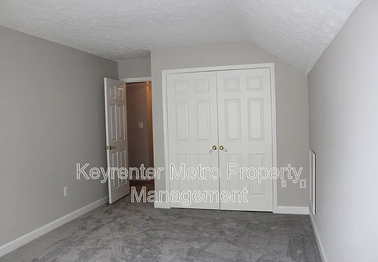 1614 Albert Dr — Photo 35