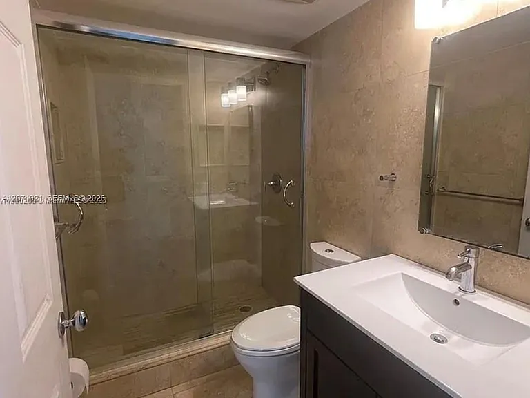 850 N Miami Ave #W-2205 — Photo 6