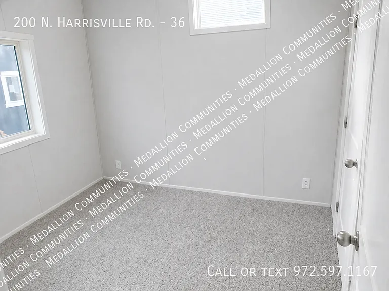 200 N Harrisville Rd #36 — Photo 3