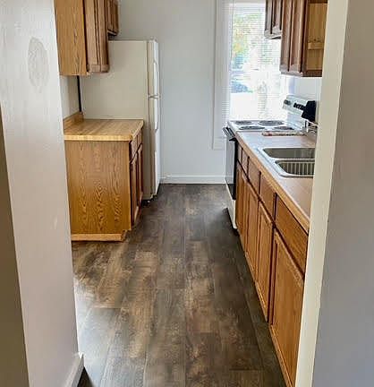 3rd image of 1026 2nd Ave