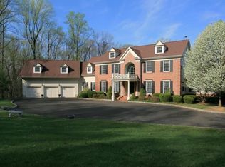 50 Mendham Rd, Far Hills, NJ 07931