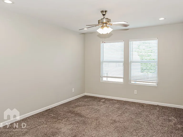 3225 Lakeland Dr — Photo 19