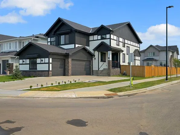 70 W South Shore Bay, Chestermere, AB T1X 2S1