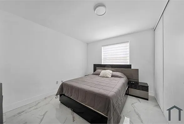 365 NW 153rd Ln — Photo 5