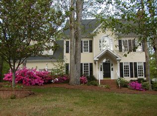 1028 W Sterlington Pl, Apex, NC 27502