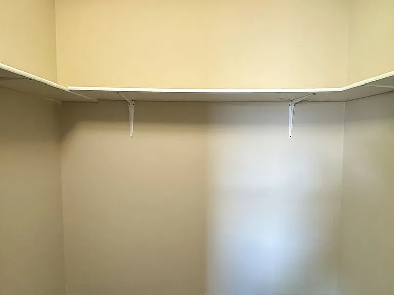 800 Connaly Dr — Photo 27
