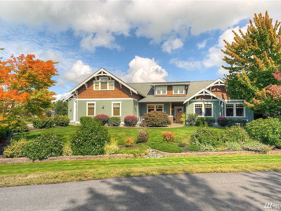 1st image of 3320 29th Ave NE