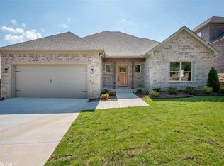 147 Ridgeview Trl, Maumelle, AR 72113