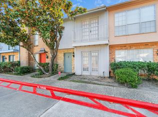 6111 Beverly Hill St #62, Houston, TX 77057