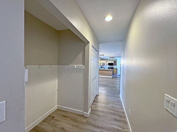 4th image of 1264 W 125 S