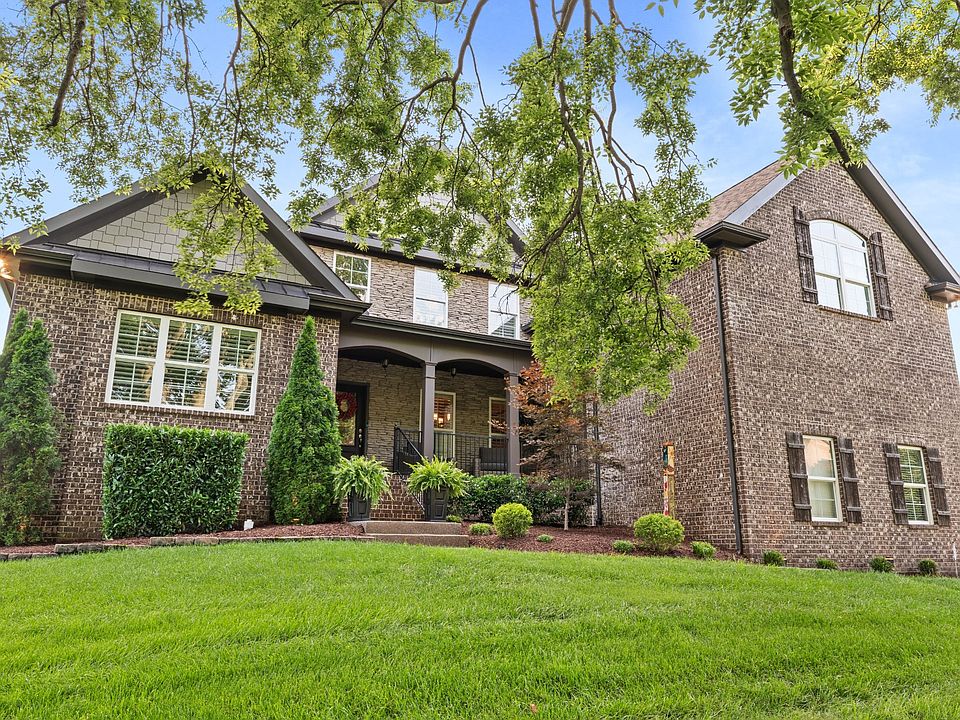 1st image of 408 Glenway Cv